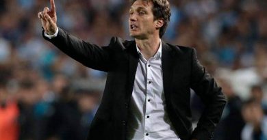BARROS SCHELOTTO -HEMOS PUESTO AL FÚTBOL ARGENTINO EN LO MÁS ALTO-