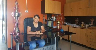CONOCE A LA PRESIDENTA DE UN CLUB DE FÚTBOL QUE A LA VEZ ES POLICÍA